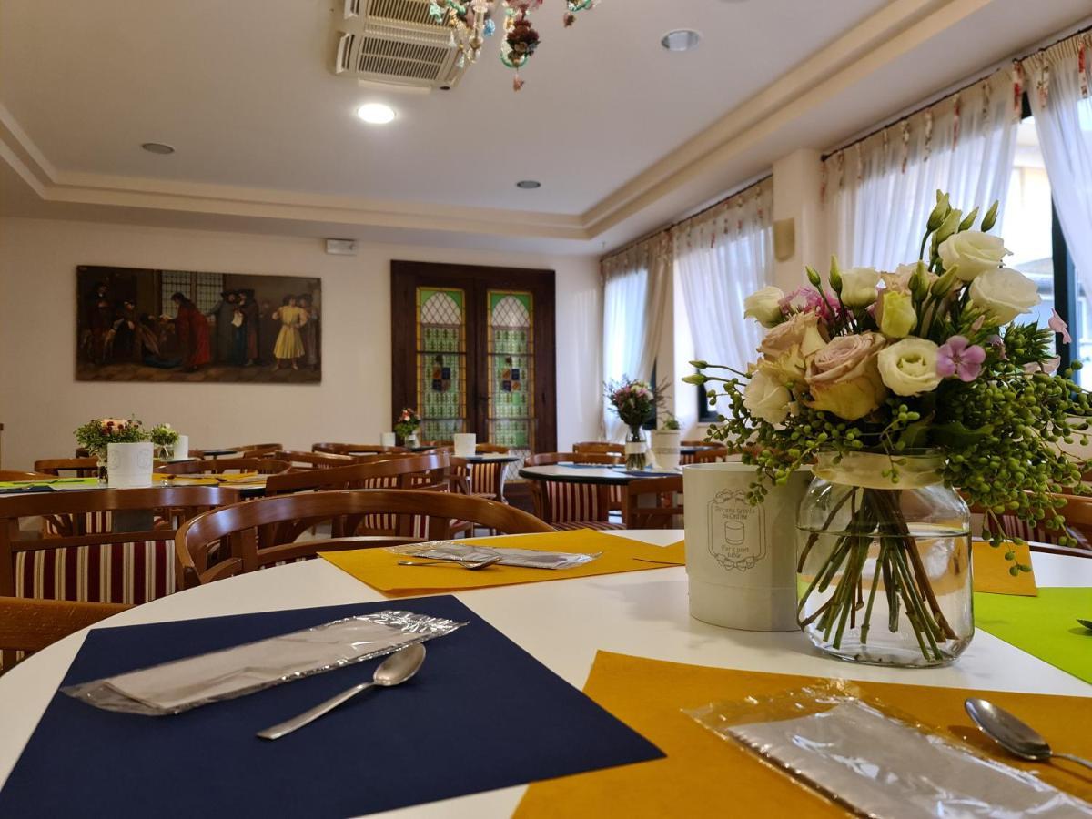 Hotel Sabra Senigallia Extérieur photo