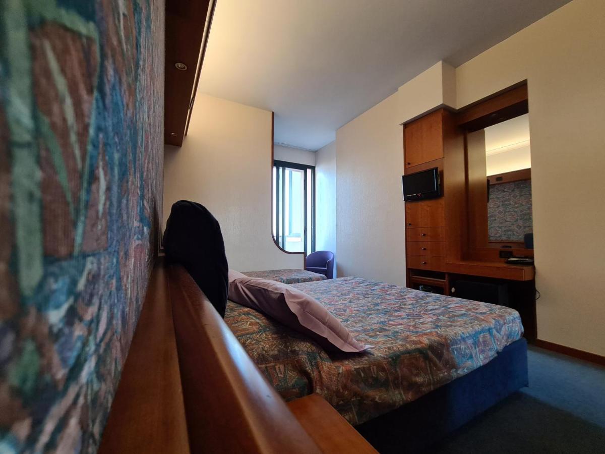 Hotel Sabra Senigallia Extérieur photo