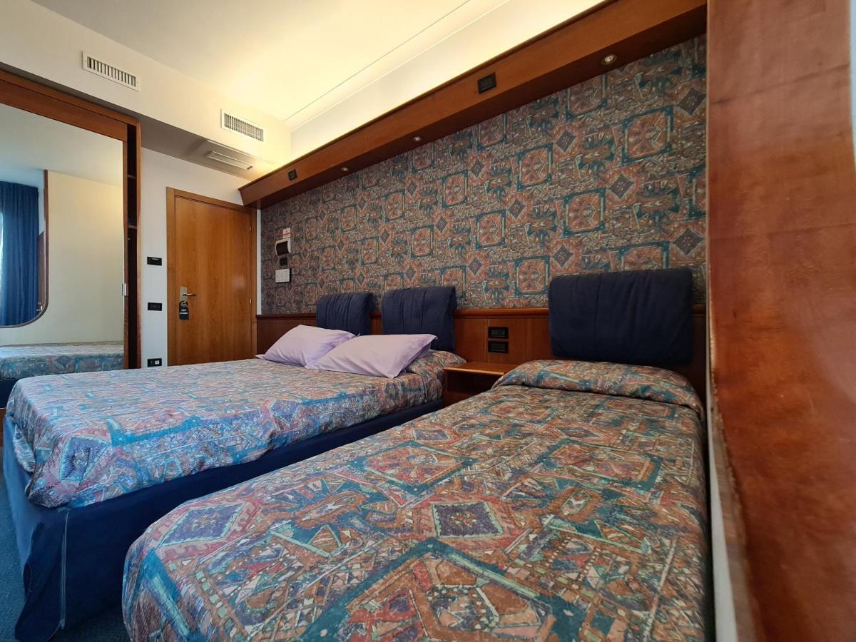 Hotel Sabra Senigallia Extérieur photo